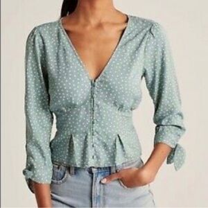 Abercrombie mint green polka dot long sleeve button up